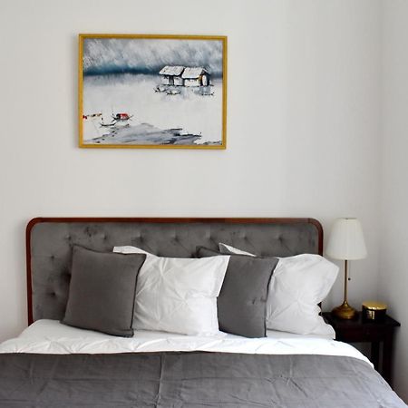 Lovely Apartment In Center Praag Buitenkant foto